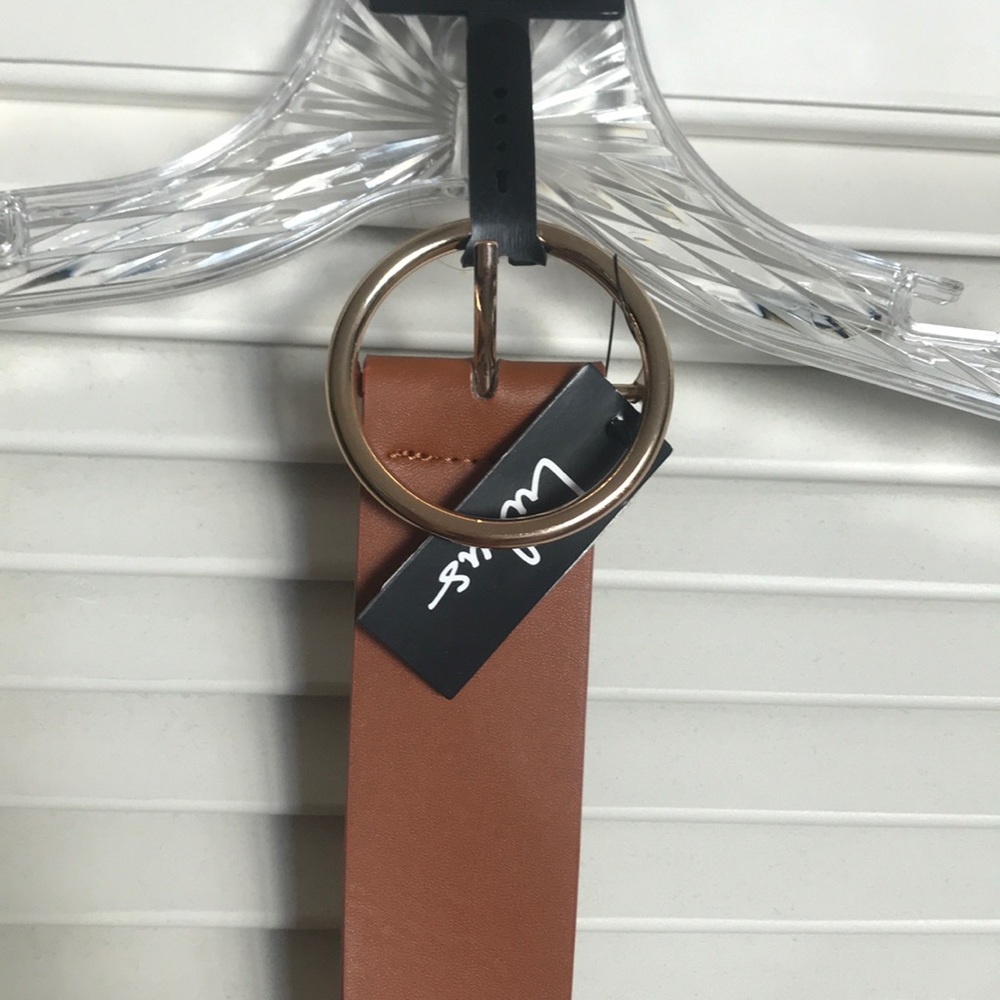 Lulus NWT tan/camel belt